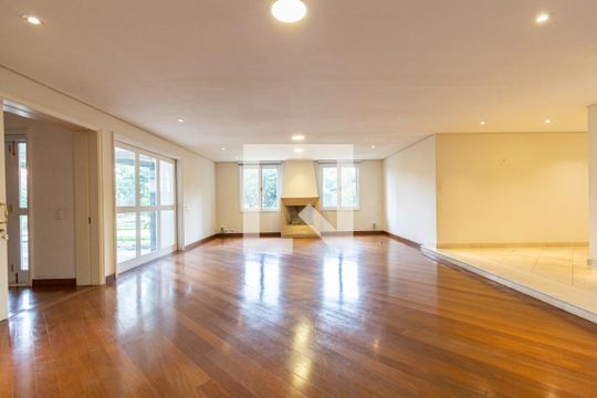 Sala de casa à venda com 4 quartos, 703m² em Vila Morumbi, São Paulo