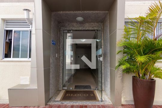 Fachada do bloco de apartamento para alugar com 2 quartos, 43m² em Fundacao da Casa Popular, Campinas