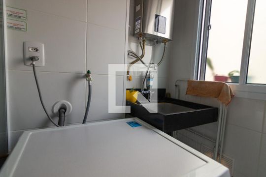 Área de Serviço de apartamento para alugar com 2 quartos, 43m² em Fundacao da Casa Popular, Campinas