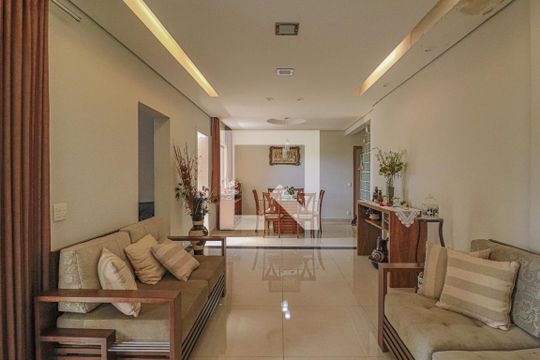 Casa à venda com 5 quartos, 1080m² em União, Belo Horizonte