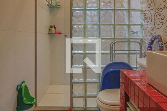 Banheiro Corredor de casa à venda com 5 quartos, 1080m² em União, Belo Horizonte
