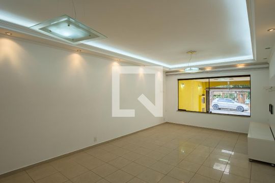 Sala de casa à venda com 4 quartos, 250m² em Tatuapé, São Paulo