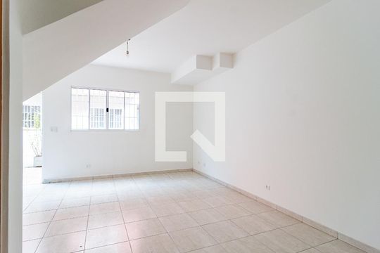 Sala de casa de condomínio à venda com 2 quartos, 75m² em Conjunto Residencial Jardim Canaã, São Paulo