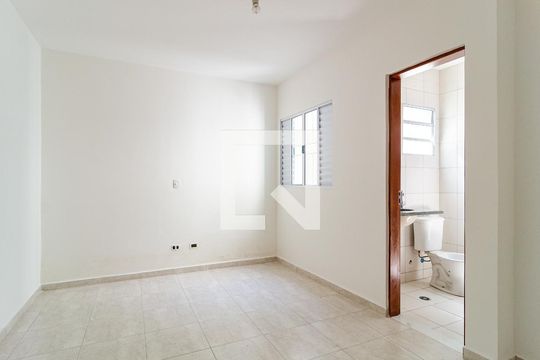 Suíte 1 de casa de condomínio à venda com 2 quartos, 75m² em Conjunto Residencial Jardim Canaã, São Paulo
