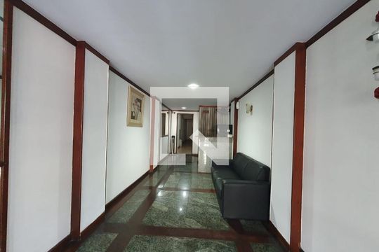 Hall de Entrada de apartamento à venda com 1 quarto, 58m² em Vila Isabel, Rio de Janeiro