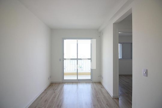 Sala  de apartamento à venda com 2 quartos, 48m² em Santa Terezinha, São Bernardo do Campo