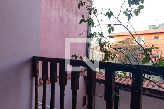 Varanda de casa à venda com 3 quartos, 230m² em Jardim Cotiana, São Paulo