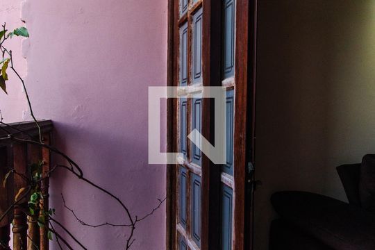 Varanda de casa à venda com 3 quartos, 230m² em Jardim Cotiana, São Paulo