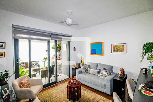 Apartamento para alugar com 2 quartos, 62m² em Campo Belo, São Paulo