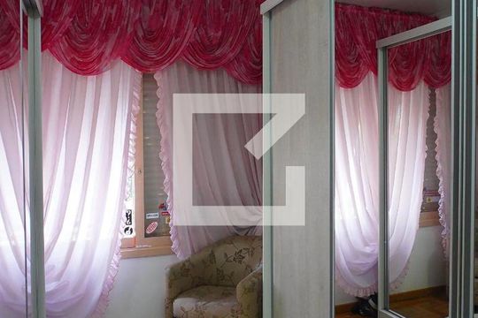 Quarto 2 de apartamento à venda com 4 quartos, 192m² em Vila Ipiranga, Porto Alegre