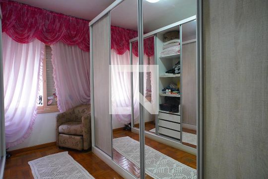 Quarto 2 de apartamento à venda com 4 quartos, 192m² em Vila Ipiranga, Porto Alegre