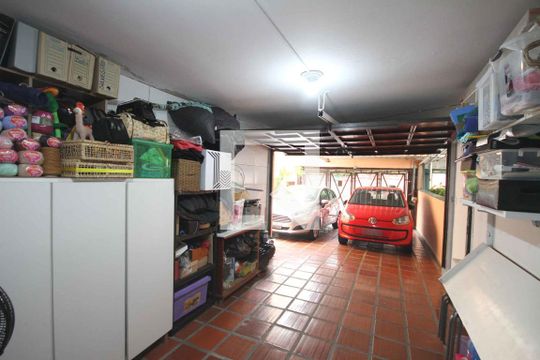 Garagem de casa à venda com 4 quartos, 185m² em Vila Mariana, São Paulo