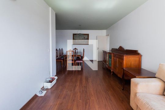 Apartamento à venda com 3 quartos, 118m² em Sumaré, São Paulo