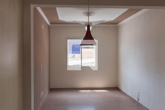 Sala de apartamento à venda com 2 quartos, 68m² em Vila Marieta, Campinas