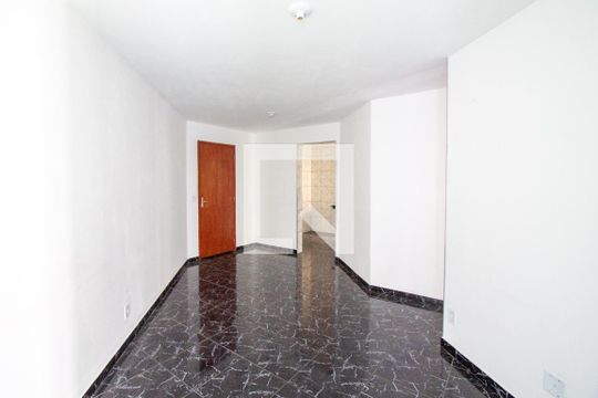Apartamento para alugar com 2 quartos, 54m² em Padroeira, Osasco
