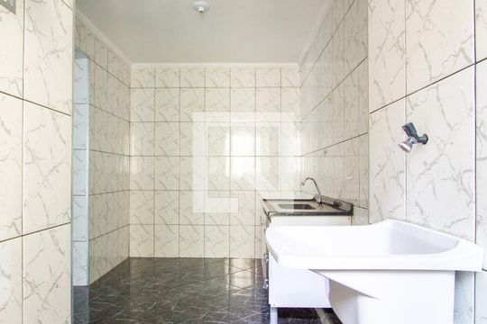 Área de Serviço de apartamento para alugar com 2 quartos, 54m² em Padroeira, Osasco