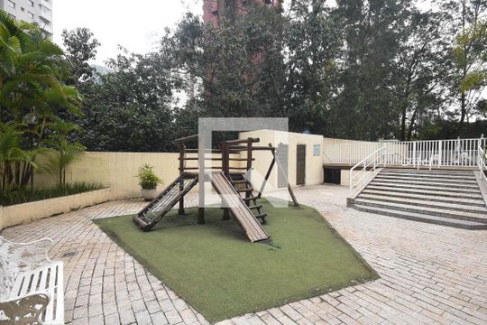 Playground de apartamento para alugar com 3 quartos, 140m² em Vila Suzana, São Paulo