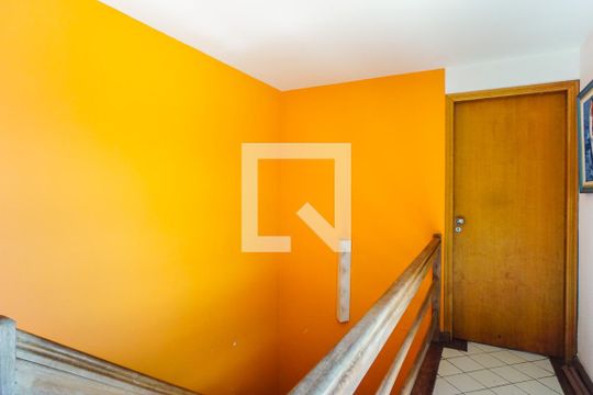 Escada de apartamento para alugar com 5 quartos, 550m² em Recreio dos Bandeirantes, Rio de Janeiro
