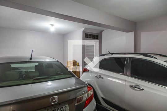 Garagem de casa à venda com 2 quartos, 175m² em Penha de França, São Paulo