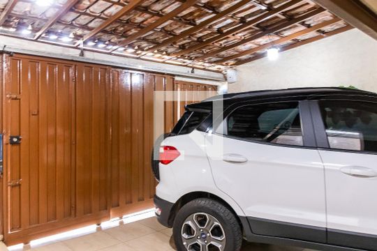 Garagem de casa à venda com 2 quartos, 100m² em Planalto, Belo Horizonte
