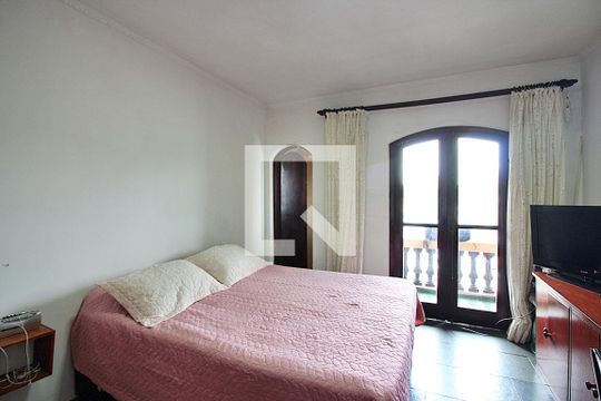 Suíte 1 de casa à venda com 5 quartos, 393m² em Centro, São Bernardo do Campo