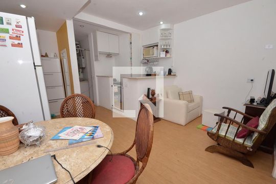 Sala de apartamento à venda com 1 quarto, 43m² em Catete, Rio de Janeiro