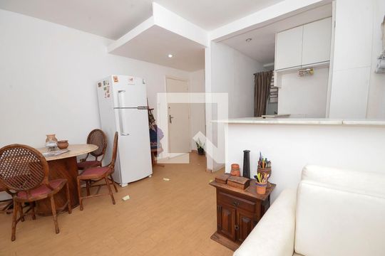 Sala de apartamento à venda com 1 quarto, 43m² em Catete, Rio de Janeiro