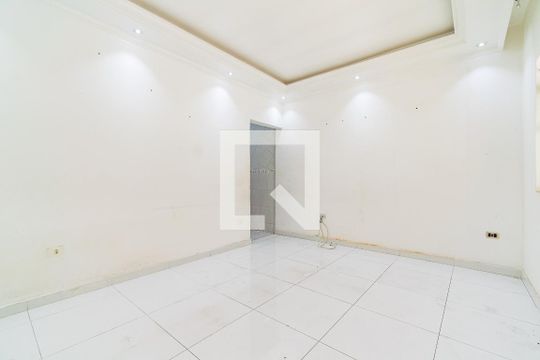 Sala de casa à venda com 3 quartos, 210m² em Vila do Encontro, São Paulo