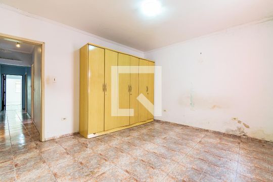 Suíte de casa à venda com 3 quartos, 210m² em Vila do Encontro, São Paulo