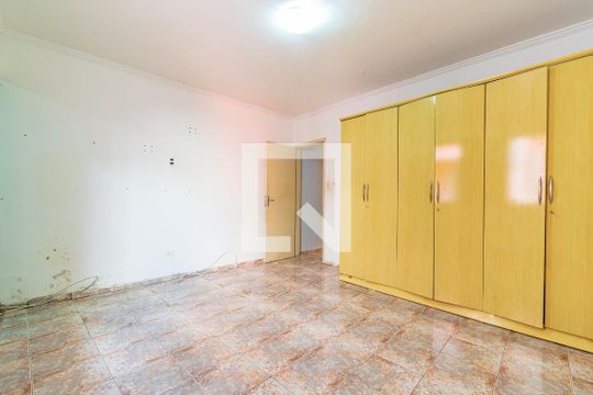 Suíte de casa à venda com 3 quartos, 210m² em Vila do Encontro, São Paulo