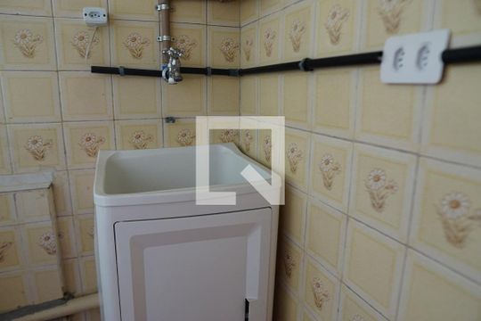 Área de Serviço de apartamento para alugar com 2 quartos, 60m² em Jardim São Paulo(zona Norte), São Paulo