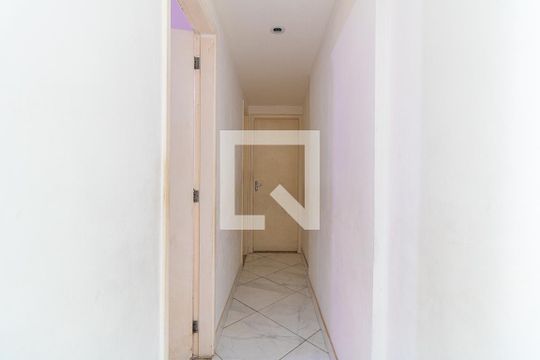 Corredor de apartamento à venda com 2 quartos, 57m² em Engenho de Dentro, Rio de Janeiro