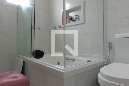 Banheiro Suíte de apartamento à venda com 3 quartos, 114m² em Vila Santo Antônio, Guarulhos