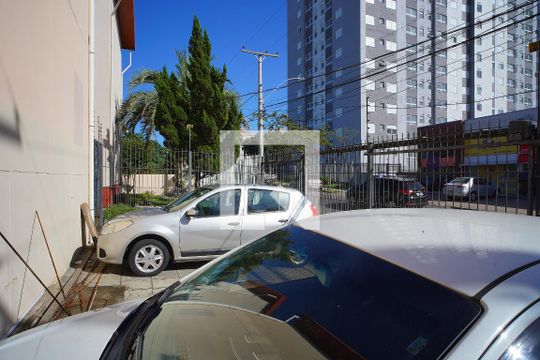 Garagem de apartamento à venda com 2 quartos, 72m² em São Sebastião, Porto Alegre