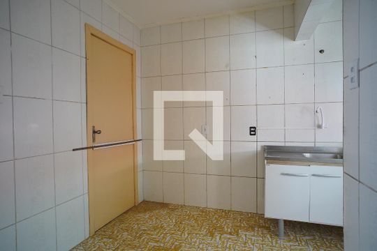 Cozinha de apartamento à venda com 2 quartos, 72m² em São Sebastião, Porto Alegre