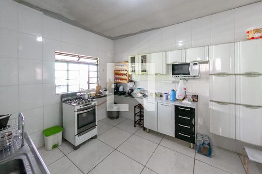 Cozinha de casa à venda com 3 quartos, 105m² em Glória, Contagem