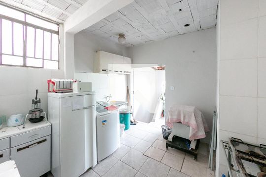 Área de Serviço de casa à venda com 3 quartos, 105m² em Glória, Contagem