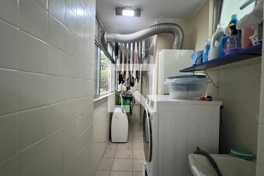 Área de Serviço de apartamento à venda com 3 quartos, 156m² em Cerqueira César, São Paulo