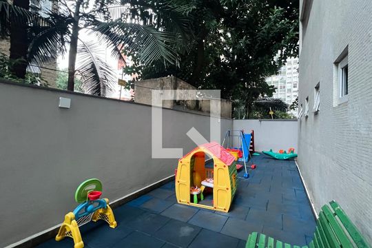 Área comum de apartamento à venda com 3 quartos, 156m² em Cerqueira César, São Paulo