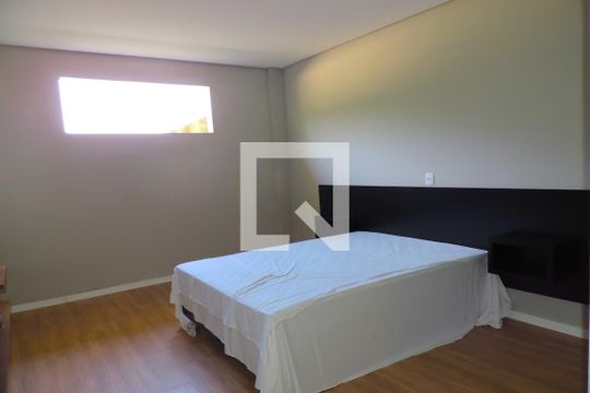 Quarto 3 de casa para alugar com 3 quartos, 310m² em Rio Tavares, Florianópolis