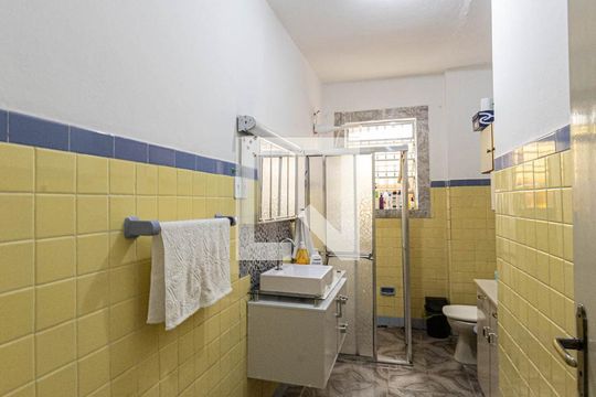 Banheiro Social de casa à venda com 2 quartos, 300m² em Vila Matilde, São Paulo