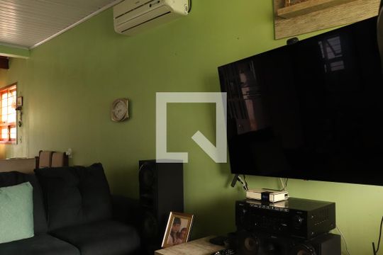 Sala de casa à venda com 2 quartos, 360m² em Santos Dumont, São Leopoldo