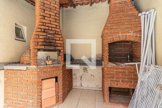 Churrasqueira de casa à venda com 3 quartos, 180m² em Santa Paula, São Caetano do Sul