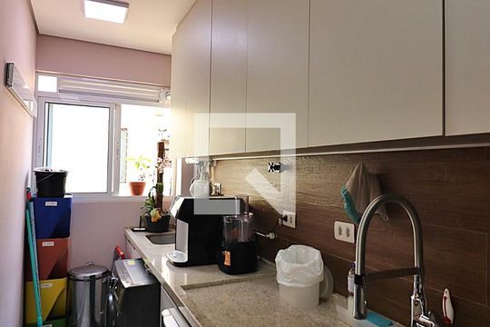 Cozinha e Área de Serviço de apartamento à venda com 2 quartos, 67m² em Taboão, São Bernardo do Campo