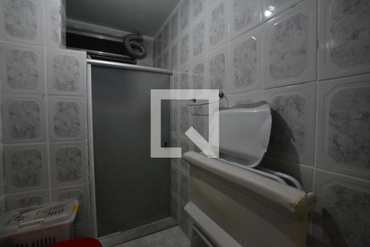 Banheiro de apartamento à venda com 3 quartos, 76m² em Vista Alegre, Rio de Janeiro
