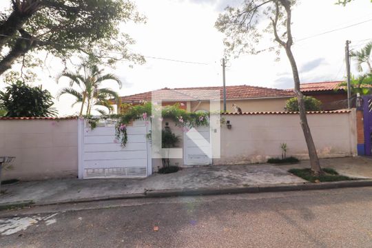 Fachada Casa de casa à venda com 3 quartos, 320m² em Instituto de Previdência, São Paulo