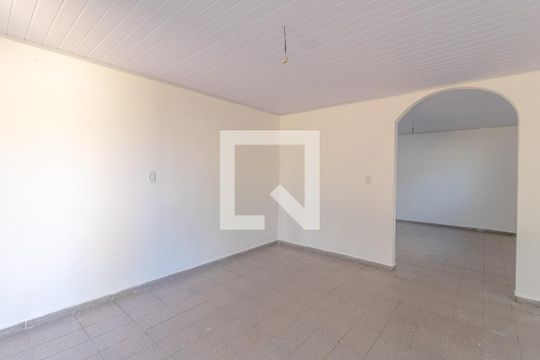 Sala de Estar de casa para alugar com 3 quartos, 135m² em Parque Amazônia, Goiânia