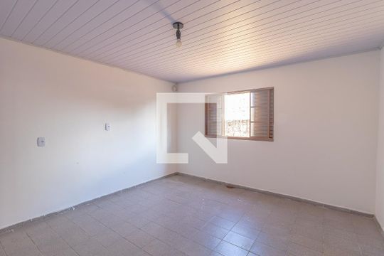 Quarto 1 de casa para alugar com 3 quartos, 135m² em Parque Amazônia, Goiânia