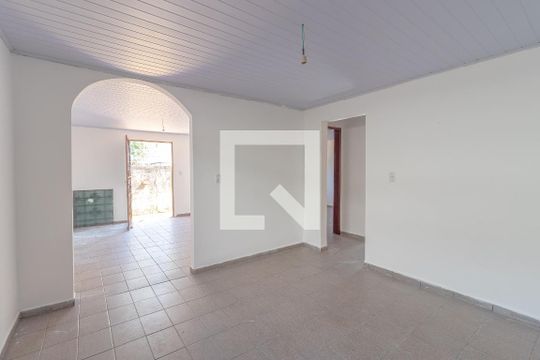 Sala de Jantar de casa para alugar com 3 quartos, 135m² em Parque Amazônia, Goiânia