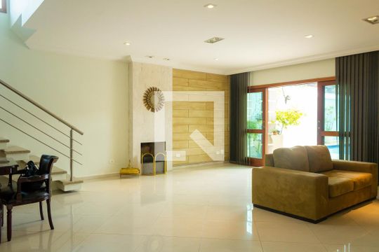 Casa para alugar com 3 quartos, 700m² em Jardim Ipanema (zona Sul), São Paulo